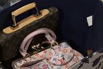 Sale Photo Thumbnail #183