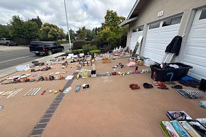 GARAGE SALE!