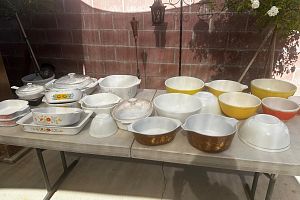 Garage / Estate Sale 🏡