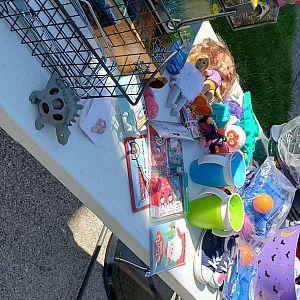 Yard sale photo in Euclid, OH