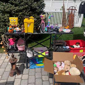 Yard sale photo in Saint James, NY