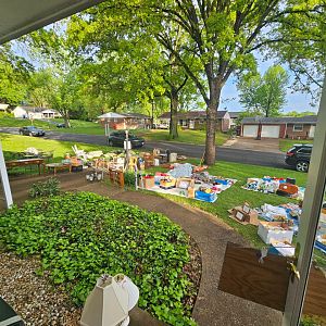 Yard sale photo in Florissant, MO