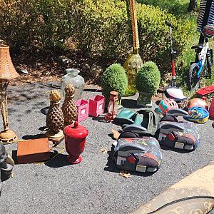 Yard sale photo in New Market, MD