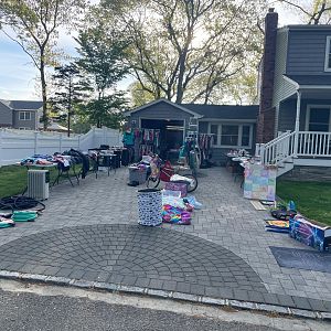 Yard sale photo in Lake Grove, NY