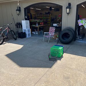 Yard sale photo in Bentonville, AR