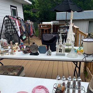 Yard sale photo in Mount Juliet, TN