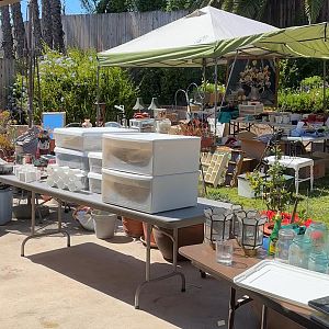 Yard sale photo in Thousand Oaks, CA
