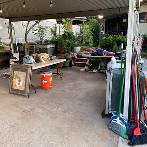 Yard sale photo in Irving, TX
