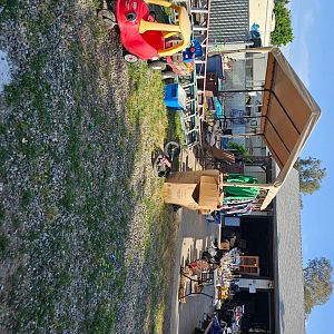 Yard sale photo in Rio Linda, CA