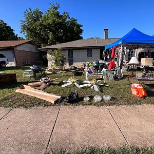 Yard sale photo in Lake Worth, TX