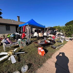 Yard sale photo in Lake Worth, TX