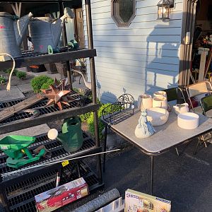 Yard sale photo in Naperville, IL