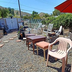 Yard sale photo in Lake Elsinore, CA
