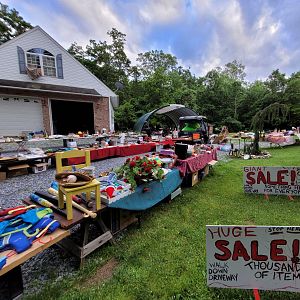 Yard sale photo in Newton, NJ