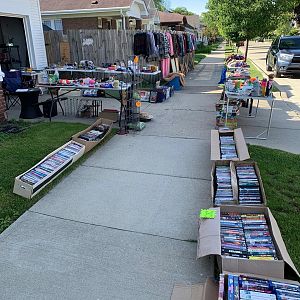 Yard sale photo in Racine, WI
