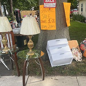Yard sale photo in Trenton, NJ