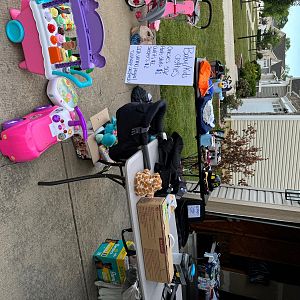 Yard sale photo in Delaware, OH