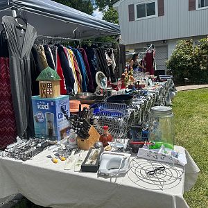 Yard sale photo in Glen Cove, NY