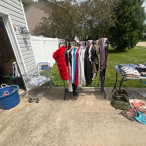 Yard sale photo in Joliet, IL